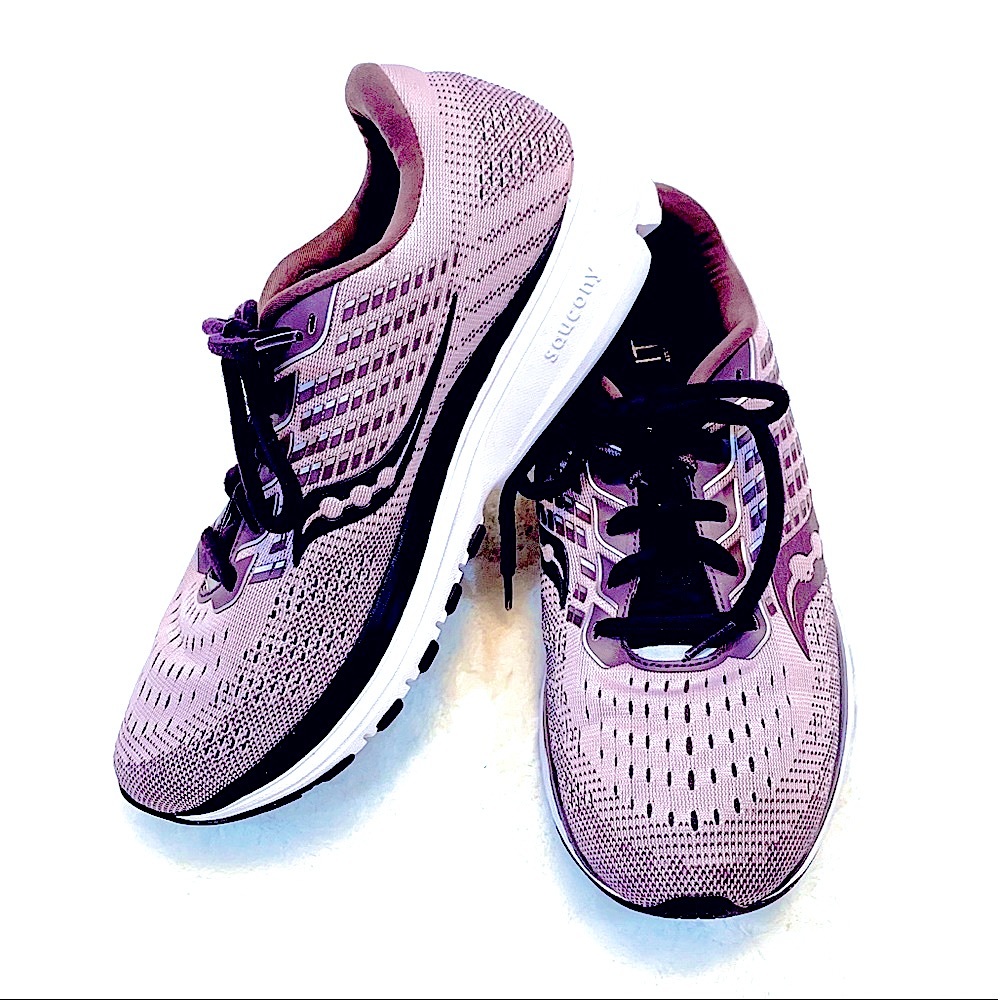 Saucony Ride 13 Running Shoes Size 9